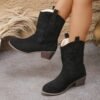 2025 New Retro Pointed Toe Western Cowboy Style Plus Size Embroidered Women's Ankle Boots