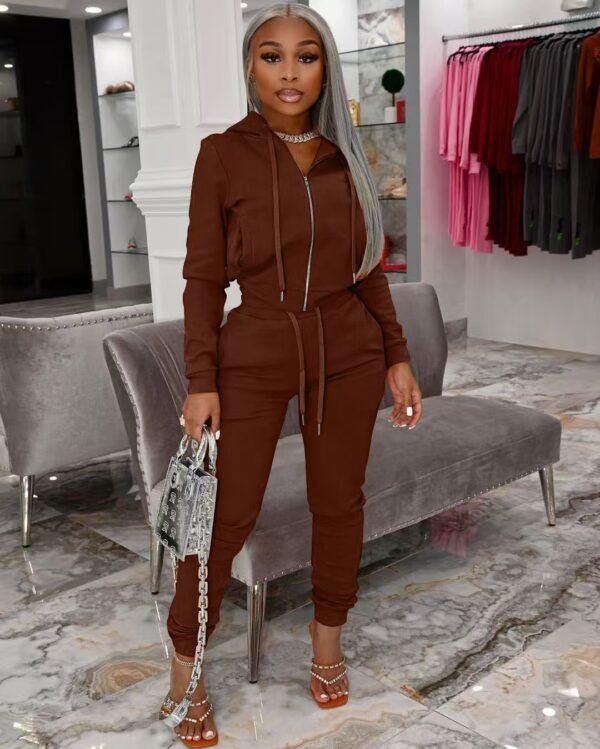 Fashionable women's velvet fabric hooded zipper casual suit